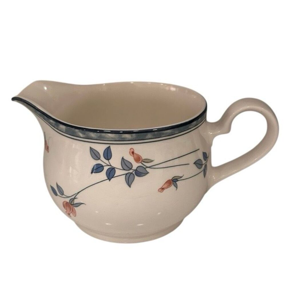 Noritake Keltcraft Eastfair Gravy Boat/Pitcher 4 1/8" White Floral Porcelain